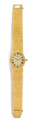 An 18 Karat Yellow Gold Wristwatch Piaget