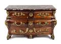 A Regence Walnut Commode en Tombeau