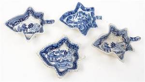 Four Worcester Leaf Form Dishes
