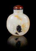 A Chinese Carved Agate Snuff Bottle