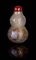 A Carved Agate GourdForm Snuff Bottle