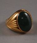 Gentlemans 14kt Gold and Jade Ring