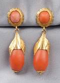 18kt Gold and Coral Earpendants