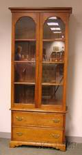 Leopold Stickley Georgianstyle Glazed Cherry Stepback Bookcase