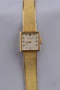 Ladys 18kt Gold Wristwatch Patek Philippe