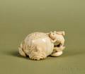Japanese Edo Period Carved Ivory Netsuke