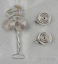 Silver Wire Shirt Collar Holder Margret Craver