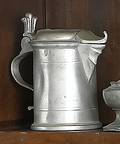 Continental lidded pewter tankard