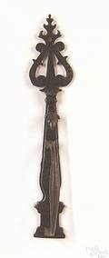 English or American wrought iron thumb latch